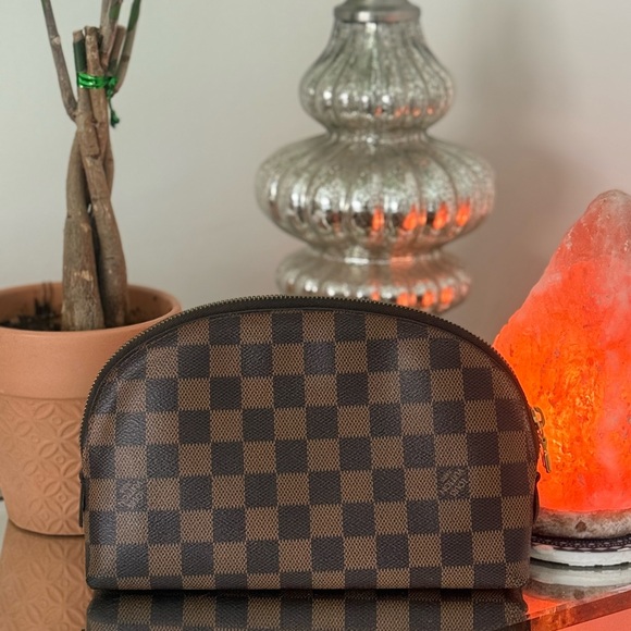 Louis Vuitton Cosmetic Bag - Picture 1 of 7